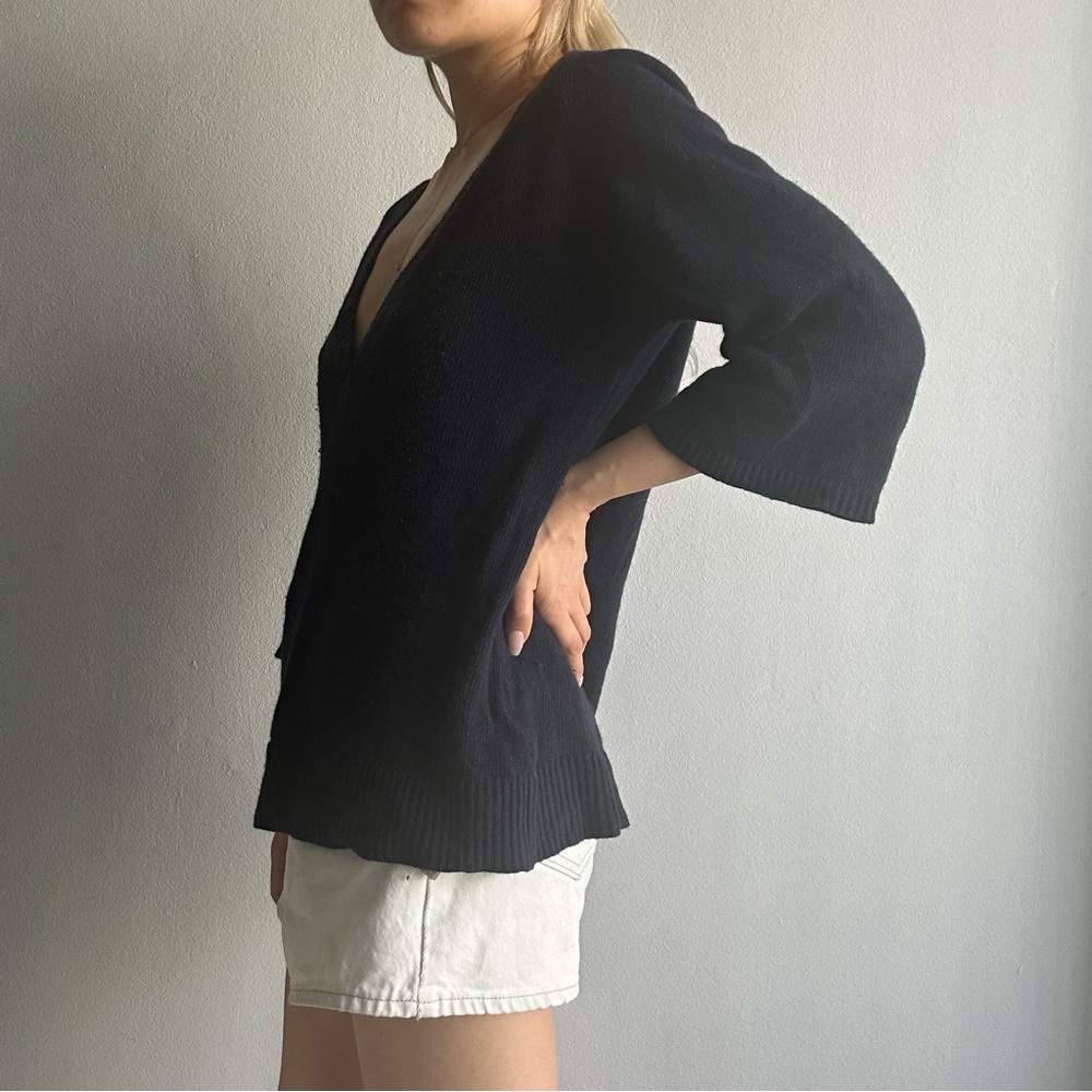 Massimo Dutti Wool Cashmere Blend V Neck Quarter Sleeves Sweater in Navy Blue - Picture 2 of 10